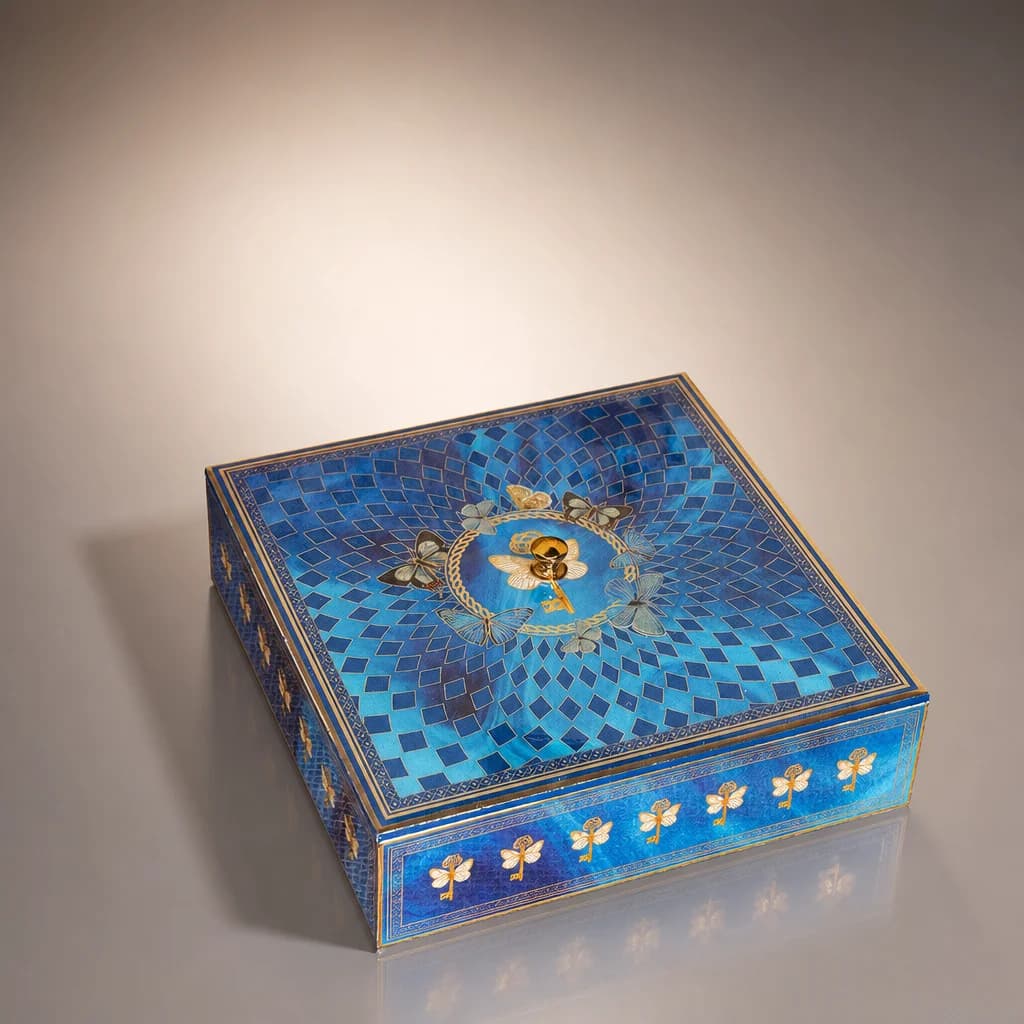 Fauna Printed Square Box With Acrylic 6*6 1